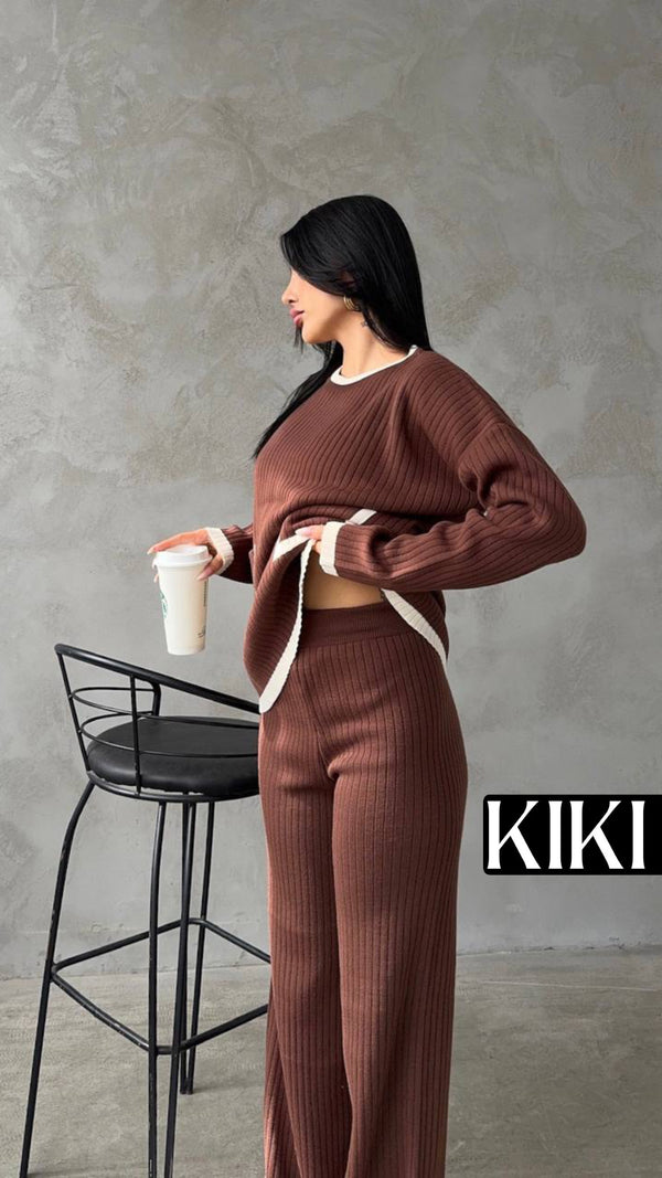 Duo en tricot fendu avec poche élégante