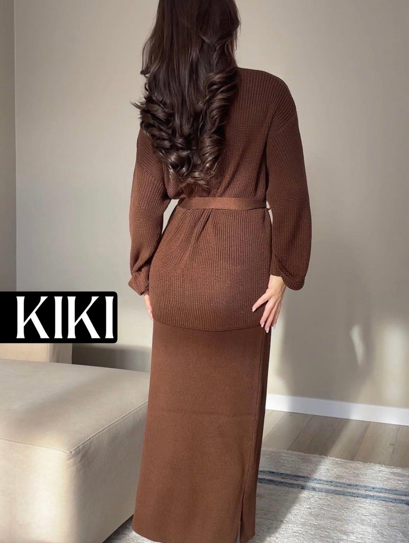Ensemble cardigan et jupe
