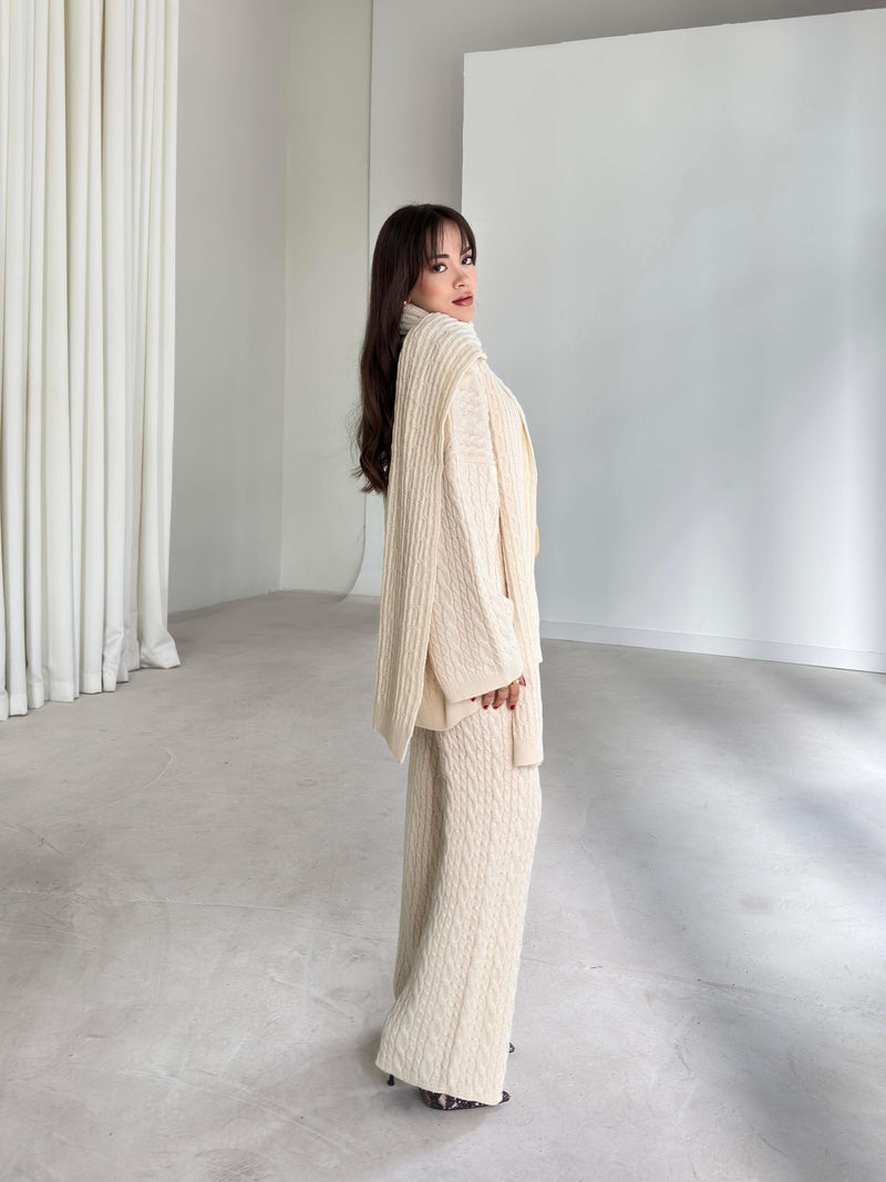 Ensemble trois pièces en maille