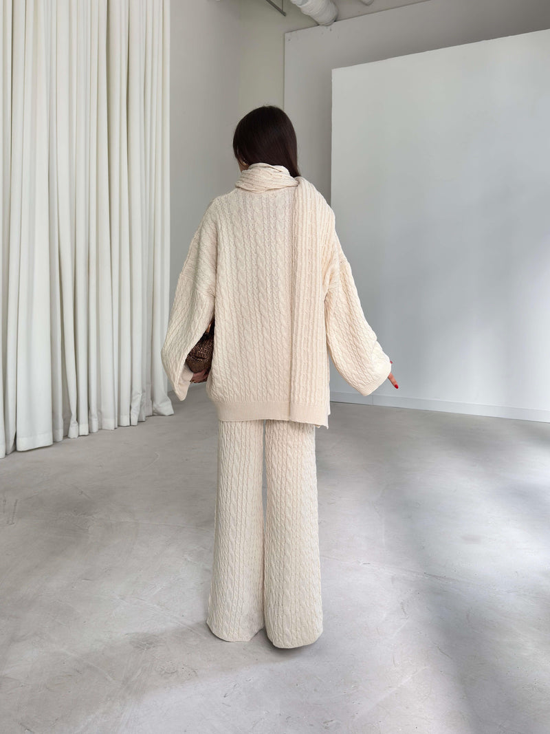 Ensemble trois pièces en maille