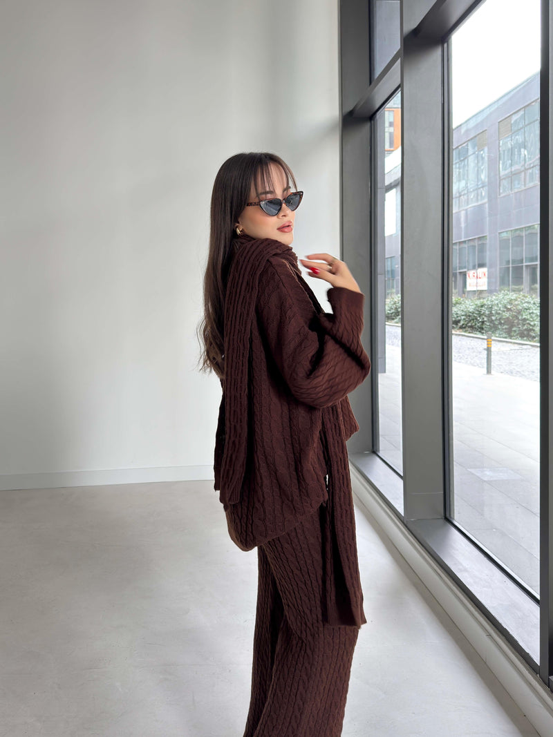 Ensemble trois pièces en maille