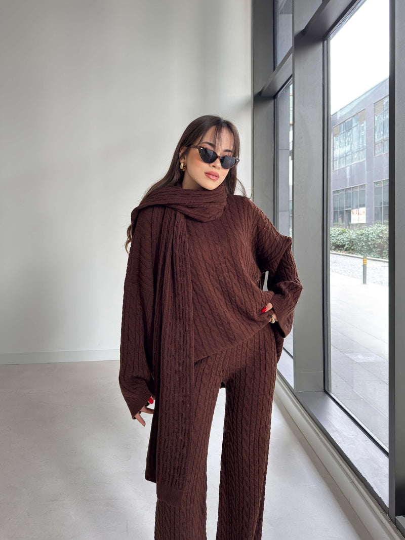 Ensemble trois pièces en maille