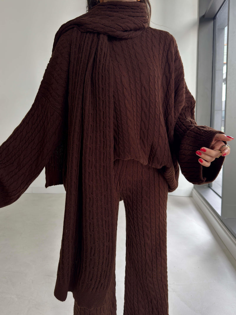 Ensemble trois pièces en maille